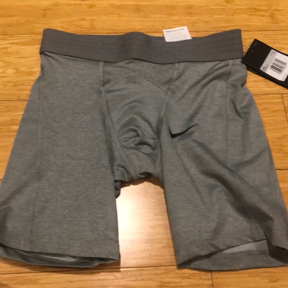 NWT NIKE PRO DRI FIT COMPRESSIONS. XS - Picture 1 of 6
